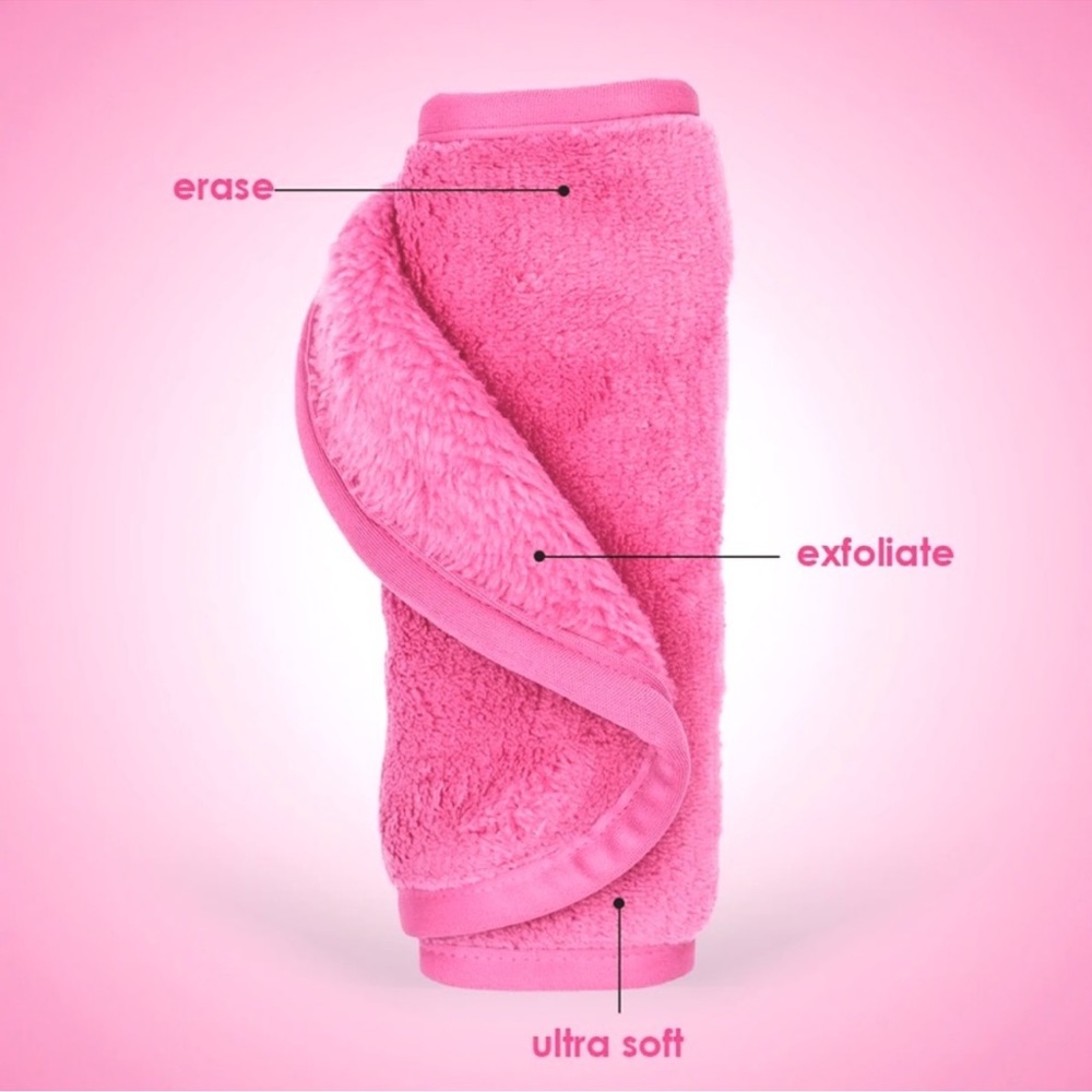 The Original MakeUp Eraser - Picture 3 of 4